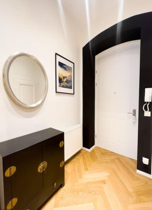 Exclusive Suite Museumsquartier Виена Екстериор снимка