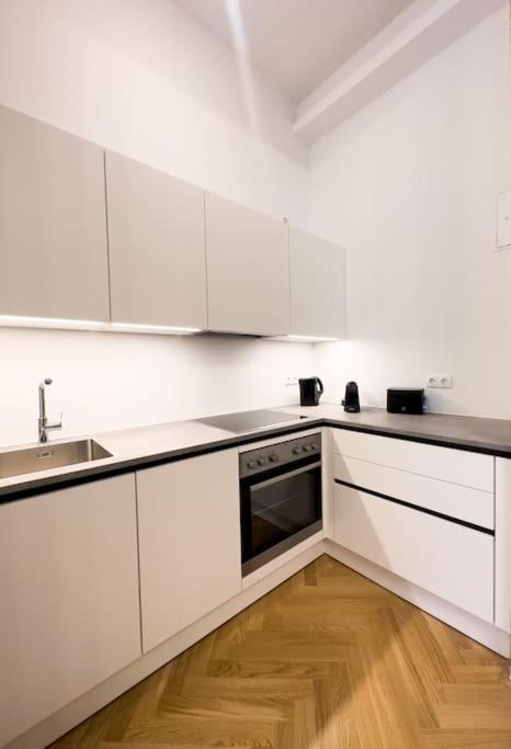 Exclusive Suite Museumsquartier Виена Екстериор снимка